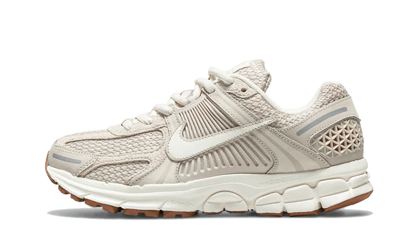 Nike Unisex Sneakers Zoom Vomero 5 Light Orewood Brown