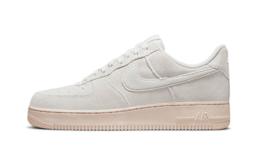 Nike Air Force 1 Low Winter Premium Summit White