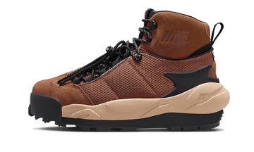 Nike Magmascape SP Sacai Light British Tan